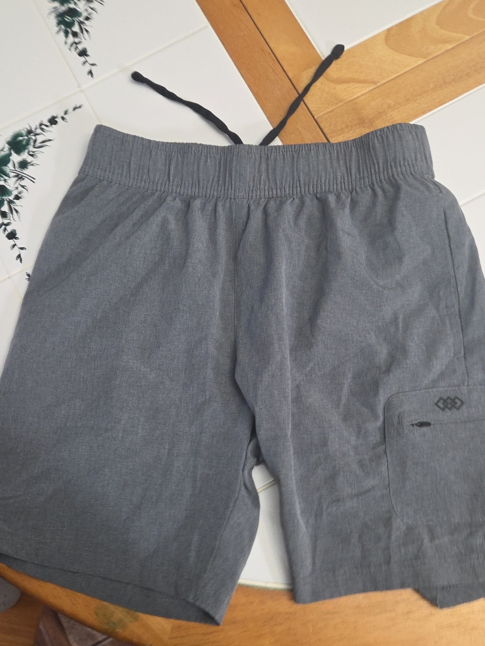 Men's Gray Hybrid Elastic-Waist Shorts